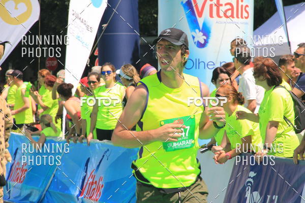 Buy your photos of the eventMeia Maratona Guimares 2016 on Fotop
