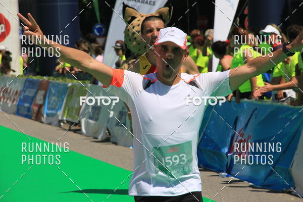 Buy your photos of the eventMeia Maratona Guimares 2016 on Fotop