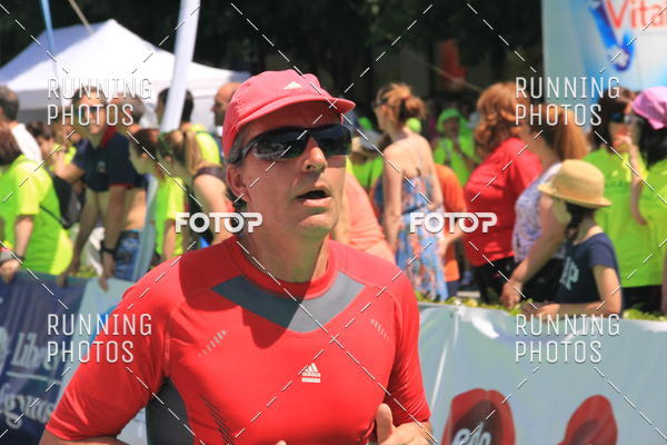 Buy your photos of the eventMeia Maratona Guimares 2016 on Fotop