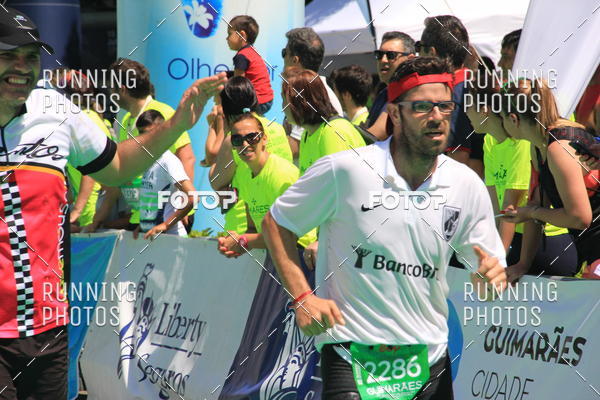 Buy your photos of the eventMeia Maratona Guimares 2016 on Fotop