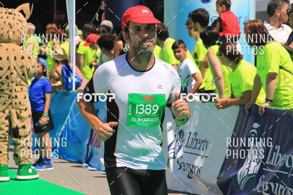 Buy your photos of the eventMeia Maratona Guimares 2016 on Fotop