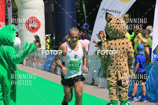 Buy your photos of the eventMeia Maratona Guimares 2016 on Fotop