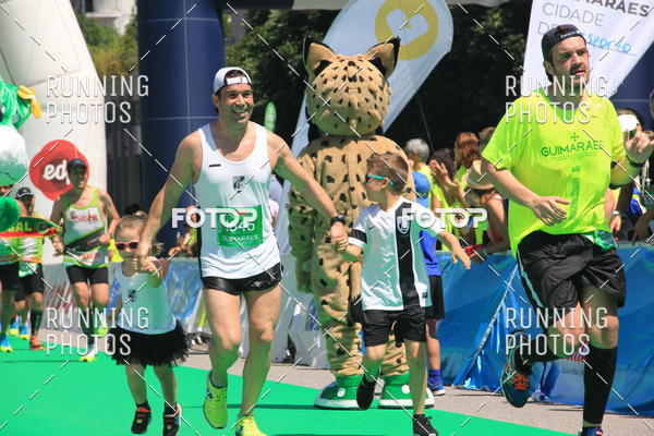 Buy your photos of the eventMeia Maratona Guimares 2016 on Fotop