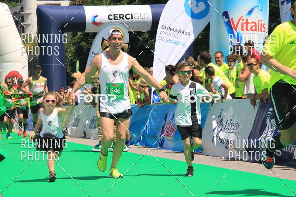 Buy your photos of the eventMeia Maratona Guimares 2016 on Fotop
