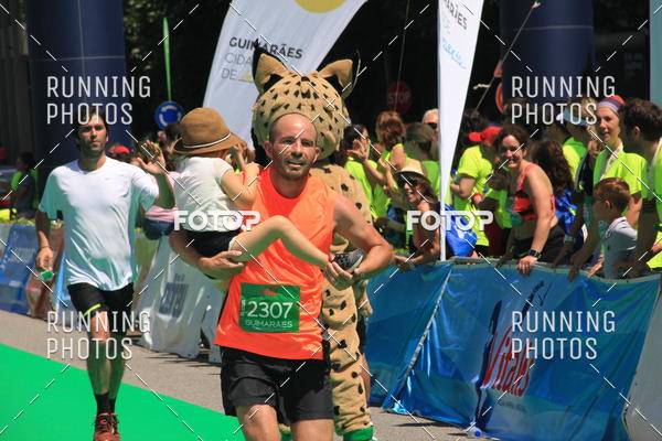 Buy your photos of the eventMeia Maratona Guimares 2016 on Fotop