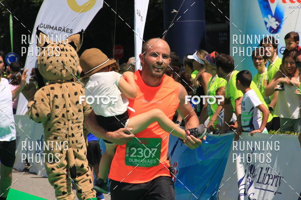 Buy your photos of the eventMeia Maratona Guimares 2016 on Fotop
