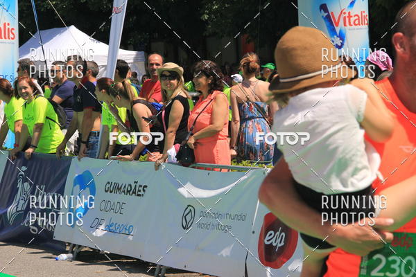 Buy your photos of the eventMeia Maratona Guimares 2016 on Fotop
