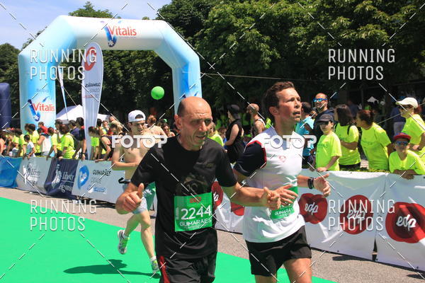 Buy your photos of the eventMeia Maratona Guimares 2016 on Fotop