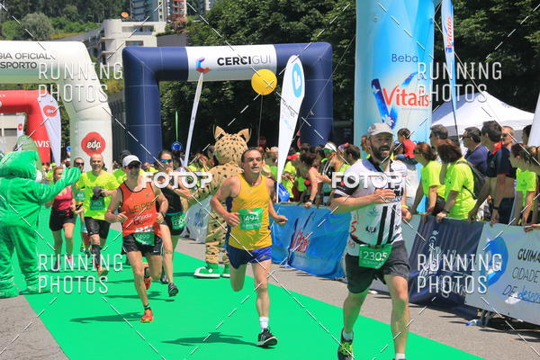 Buy your photos of the eventMeia Maratona Guimares 2016 on Fotop