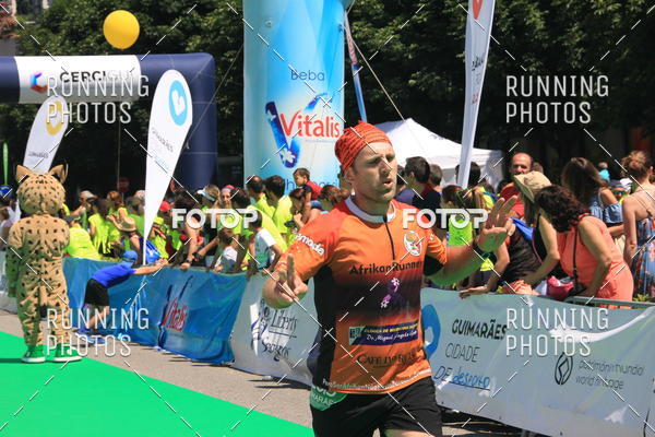 Buy your photos of the eventMeia Maratona Guimares 2016 on Fotop