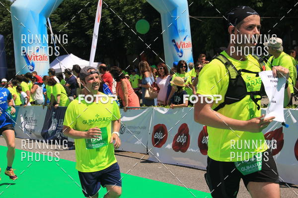 Buy your photos of the eventMeia Maratona Guimares 2016 on Fotop