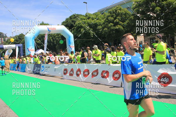 Buy your photos of the eventMeia Maratona Guimares 2016 on Fotop