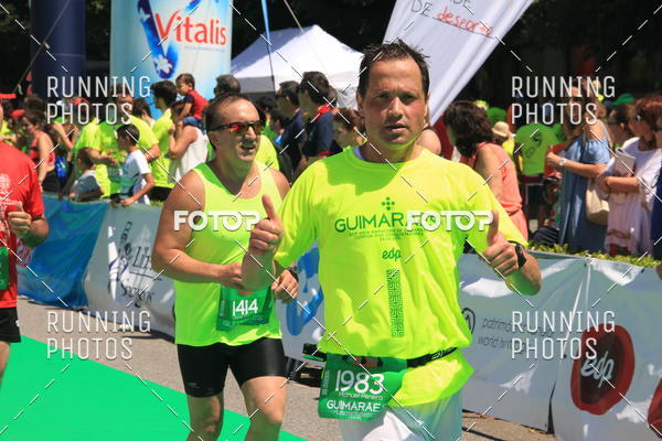 Buy your photos of the eventMeia Maratona Guimares 2016 on Fotop