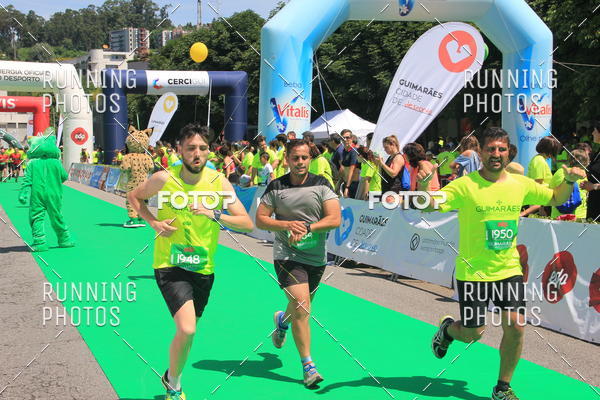 Buy your photos of the eventMeia Maratona Guimares 2016 on Fotop