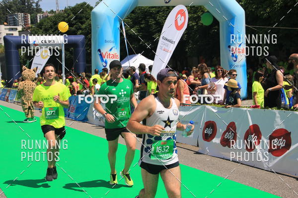 Buy your photos of the eventMeia Maratona Guimares 2016 on Fotop