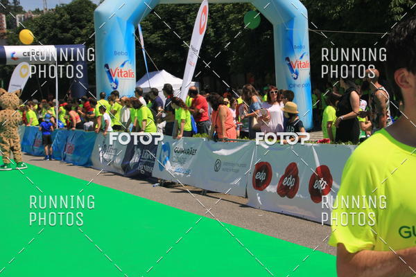 Buy your photos of the eventMeia Maratona Guimares 2016 on Fotop