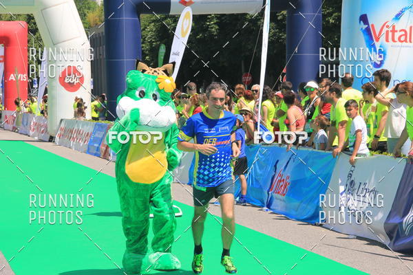 Buy your photos of the eventMeia Maratona Guimares 2016 on Fotop