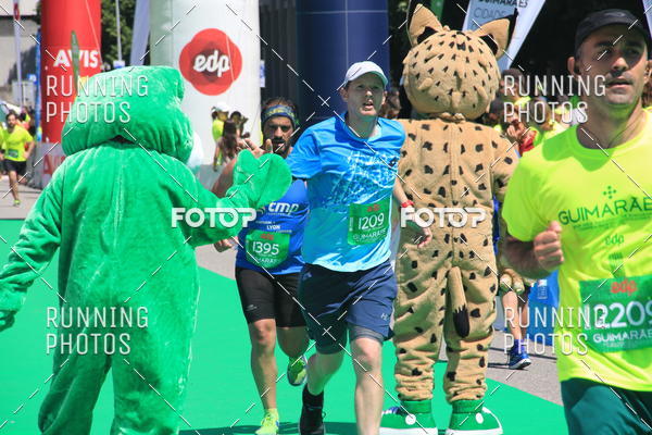 Buy your photos of the eventMeia Maratona Guimares 2016 on Fotop