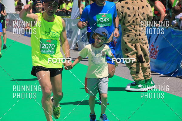 Buy your photos of the eventMeia Maratona Guimares 2016 on Fotop