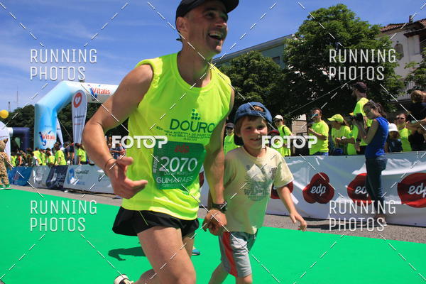 Buy your photos of the eventMeia Maratona Guimares 2016 on Fotop