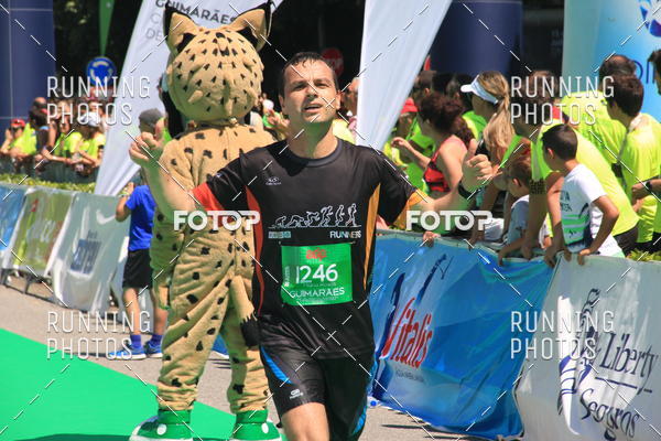 Buy your photos of the eventMeia Maratona Guimares 2016 on Fotop