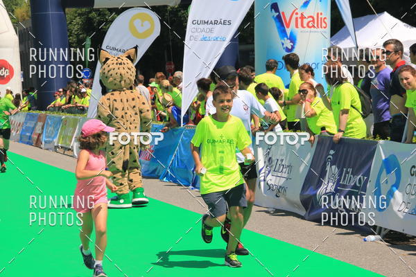 Buy your photos of the eventMeia Maratona Guimares 2016 on Fotop