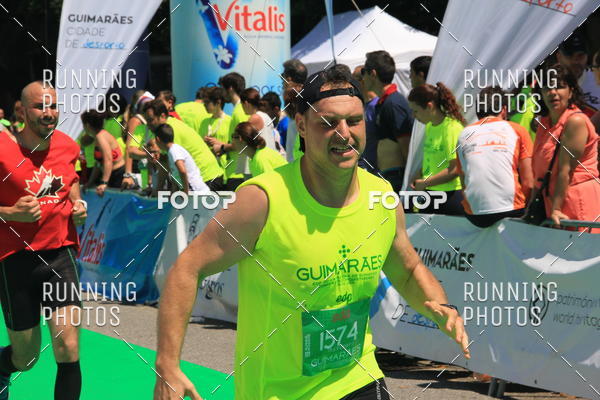 Buy your photos of the eventMeia Maratona Guimares 2016 on Fotop