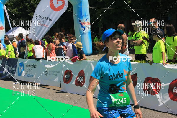 Buy your photos of the eventMeia Maratona Guimares 2016 on Fotop