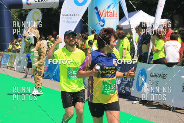 Buy your photos of the eventMeia Maratona Guimares 2016 on Fotop