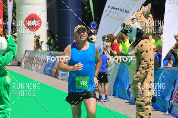 Buy your photos of the eventMeia Maratona Guimares 2016 on Fotop