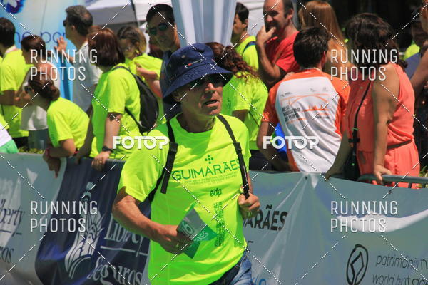 Buy your photos of the eventMeia Maratona Guimares 2016 on Fotop