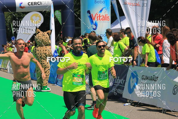 Buy your photos of the eventMeia Maratona Guimares 2016 on Fotop