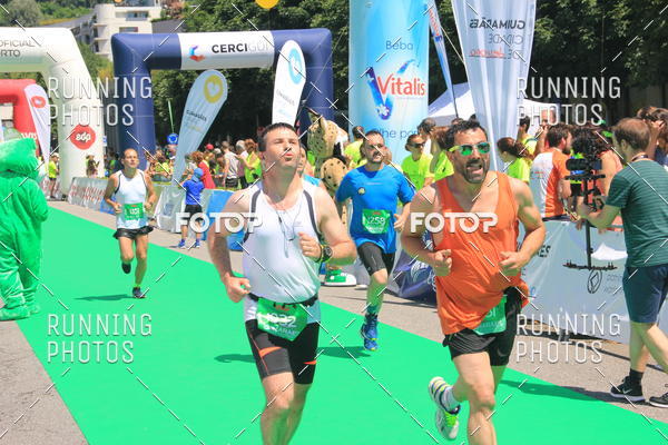 Buy your photos of the eventMeia Maratona Guimares 2016 on Fotop