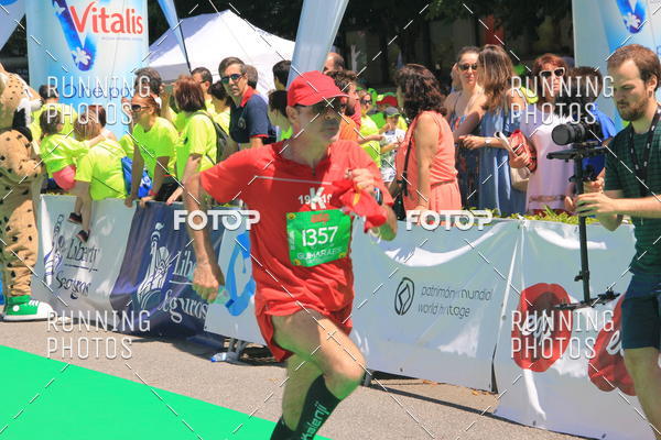 Buy your photos of the eventMeia Maratona Guimares 2016 on Fotop
