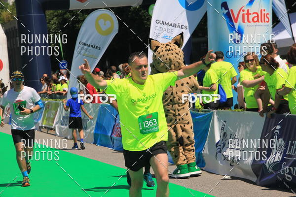 Buy your photos of the eventMeia Maratona Guimares 2016 on Fotop