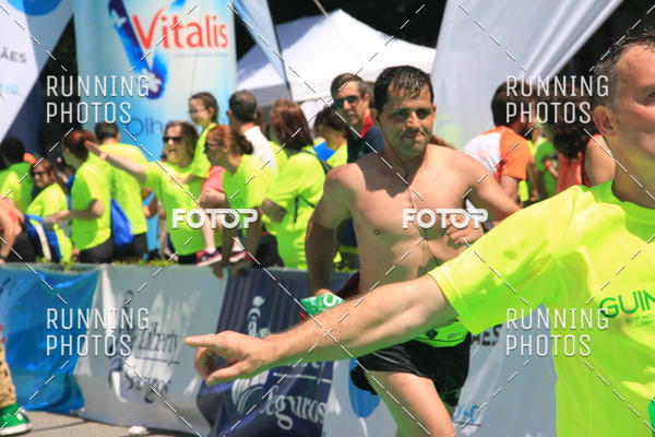 Buy your photos of the eventMeia Maratona Guimares 2016 on Fotop