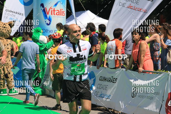 Buy your photos of the eventMeia Maratona Guimares 2016 on Fotop