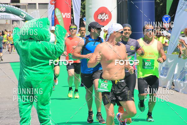 Buy your photos of the eventMeia Maratona Guimares 2016 on Fotop