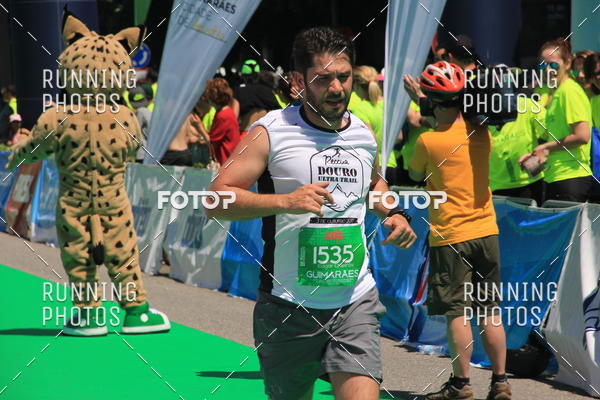Buy your photos of the eventMeia Maratona Guimares 2016 on Fotop