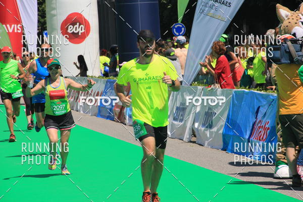 Buy your photos of the eventMeia Maratona Guimares 2016 on Fotop