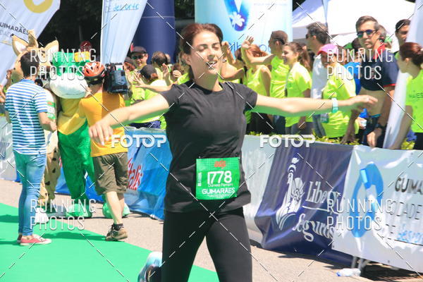 Buy your photos of the eventMeia Maratona Guimares 2016 on Fotop