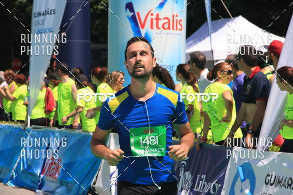 Buy your photos of the eventMeia Maratona Guimares 2016 on Fotop