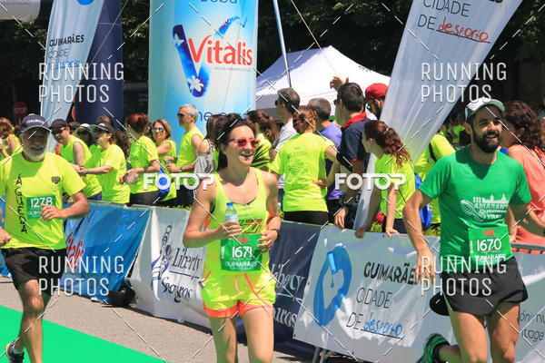 Buy your photos of the eventMeia Maratona Guimares 2016 on Fotop