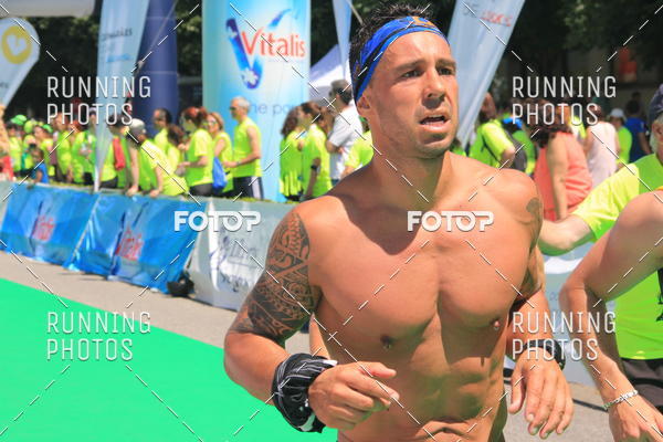 Buy your photos of the eventMeia Maratona Guimares 2016 on Fotop