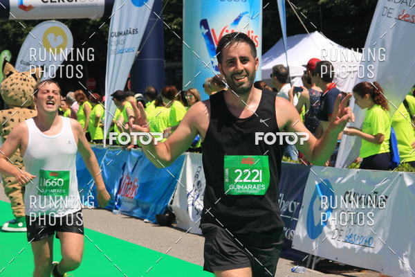 Buy your photos of the eventMeia Maratona Guimares 2016 on Fotop