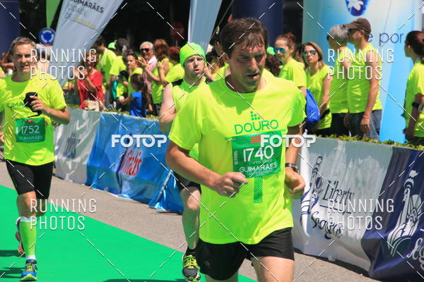 Buy your photos of the eventMeia Maratona Guimares 2016 on Fotop