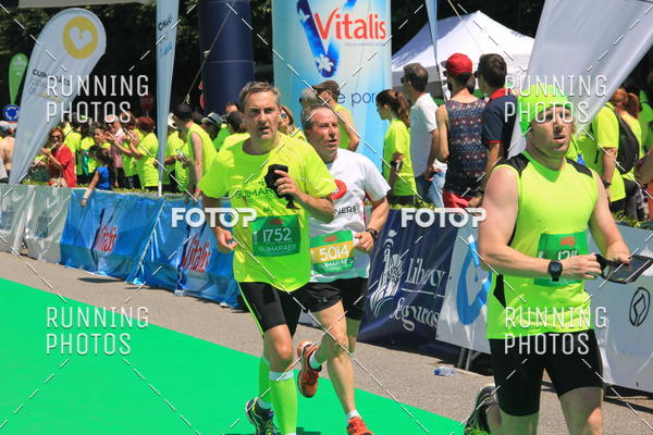 Buy your photos of the eventMeia Maratona Guimares 2016 on Fotop