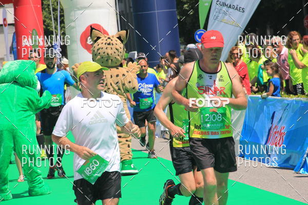 Buy your photos of the eventMeia Maratona Guimares 2016 on Fotop