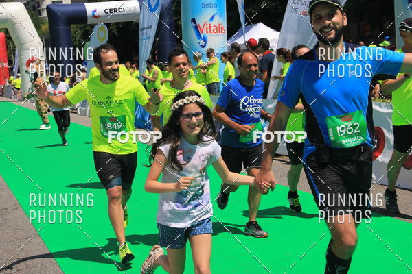 Buy your photos of the eventMeia Maratona Guimares 2016 on Fotop
