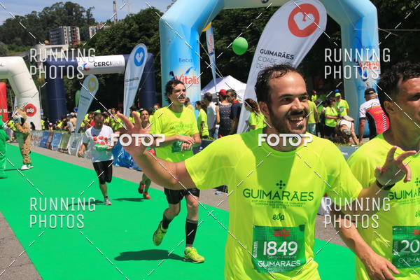 Buy your photos of the eventMeia Maratona Guimares 2016 on Fotop